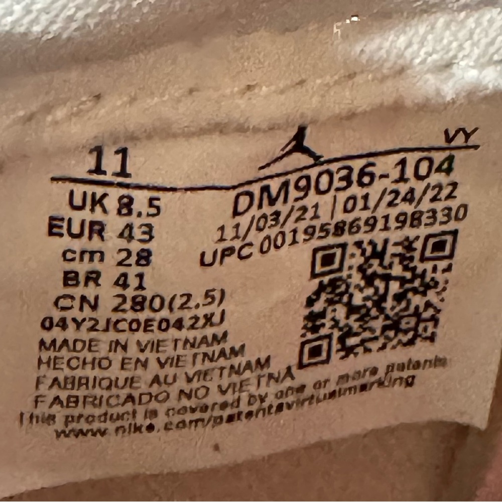 Jordan 1 High Retro “Denim” - Picture 4 of 5